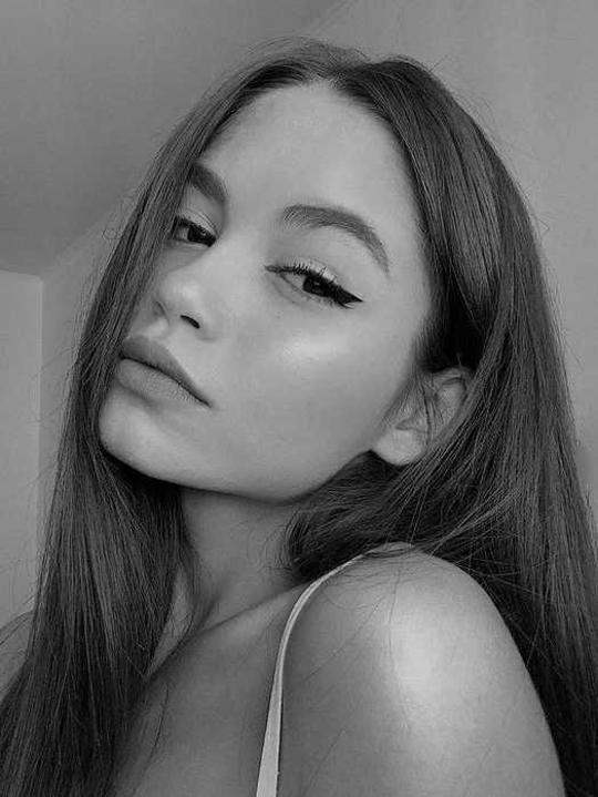 witoja, 24 years old from Australia