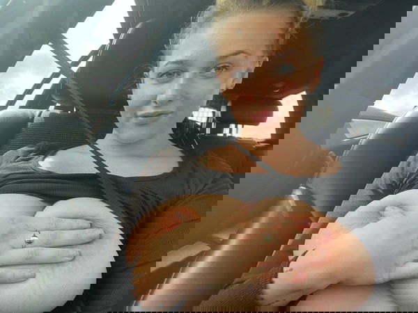 behomo9533, 21 years old from Canada