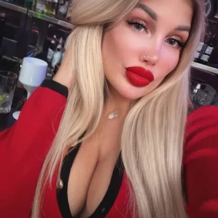 qycote, 25 years old from United States