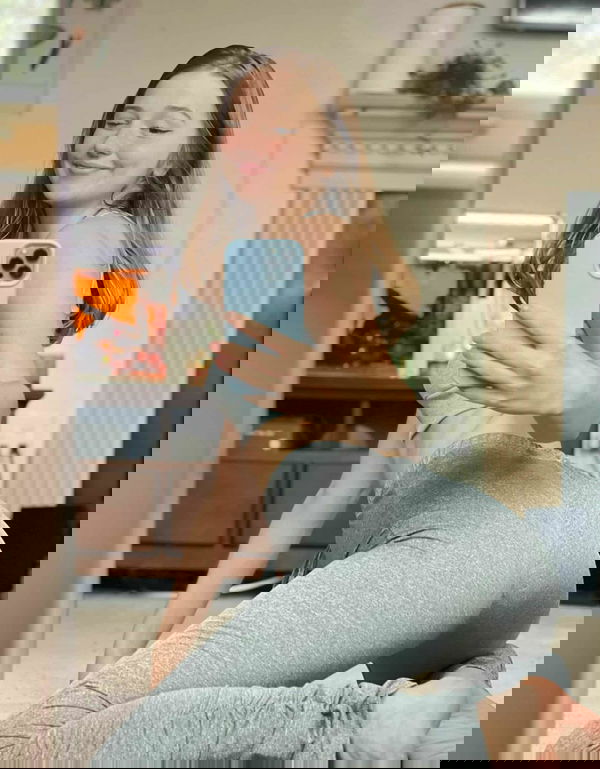 byletsue, 22 years old from Belgium