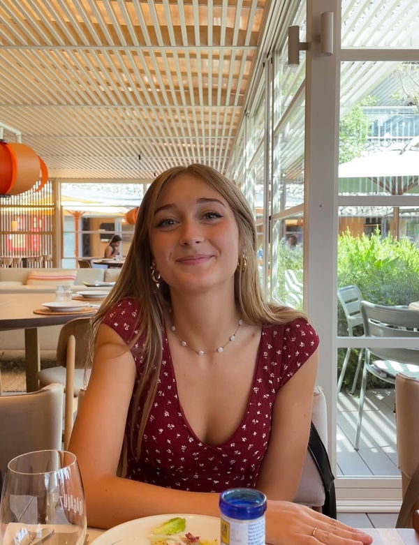 egmxcyh, 25 years old from Germany