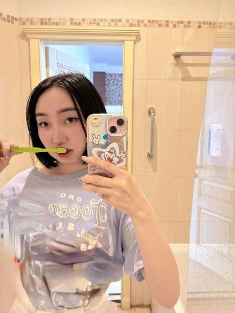 binin95866, 22 years old from United Arab Emirates