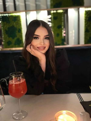 yifov44515's Profile Photo