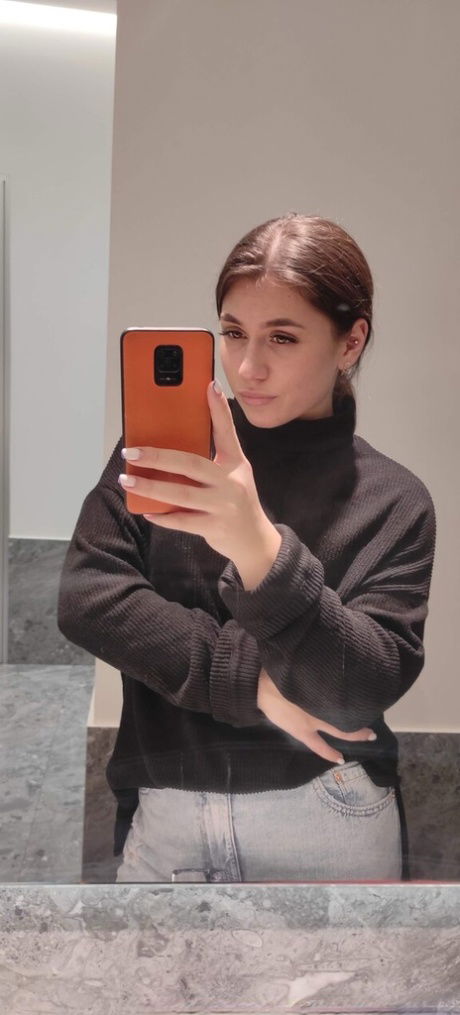 xaganev623, 23 years old from United Kingdom