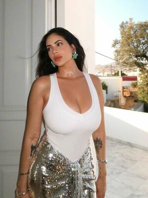 rikacay688, 22 years old from Switzerland