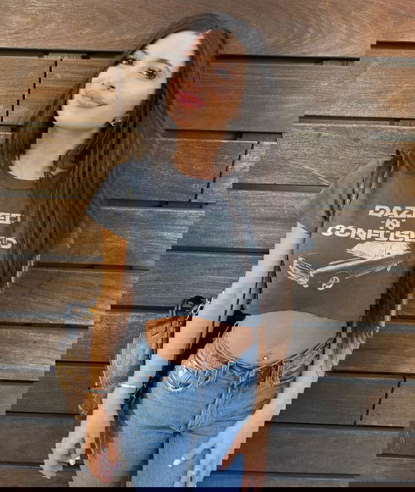 Elisa21xx-b, 21 years old from United States