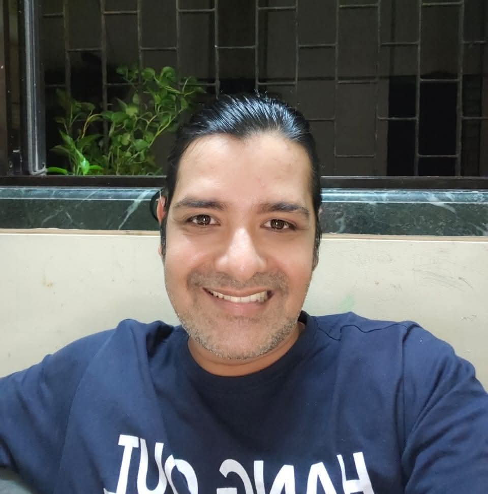 ayanavishal008's Cover Photo