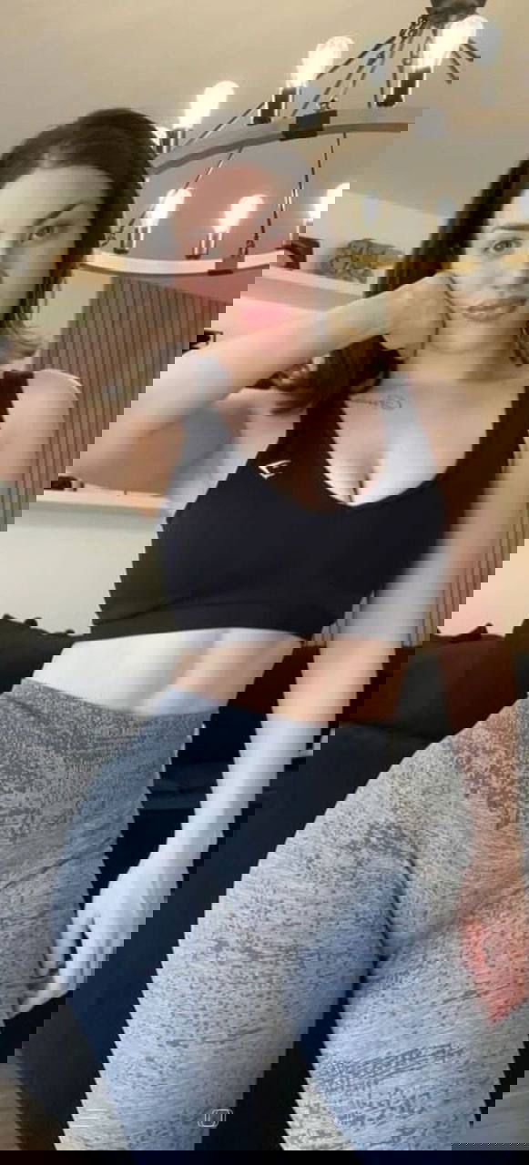 ew332803, 31 years old from United States