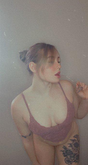 Addisonflorence, 20 years old from Canada