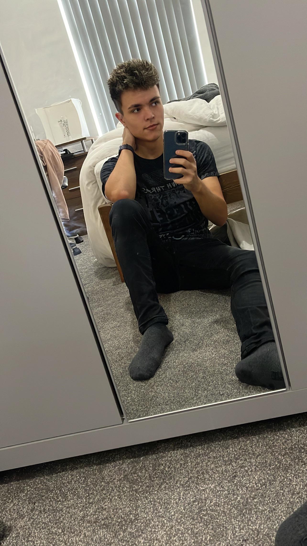 tomitomi17's Cover Photo