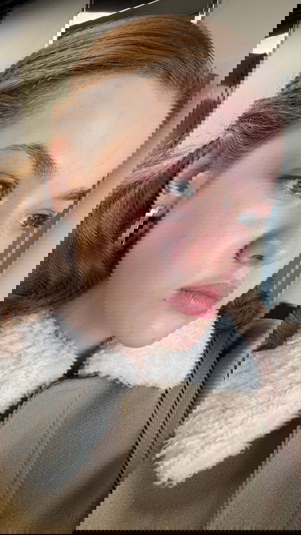 Elizabeth2214, 22 years old from United States