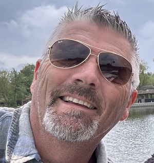 b25764's Profile Photo