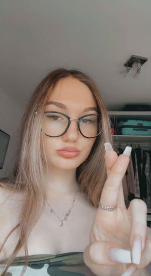 Dimo221's Profile Photo