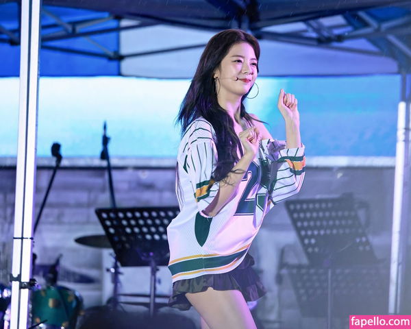 kiyewoj382, 20 years old from Tuvalu