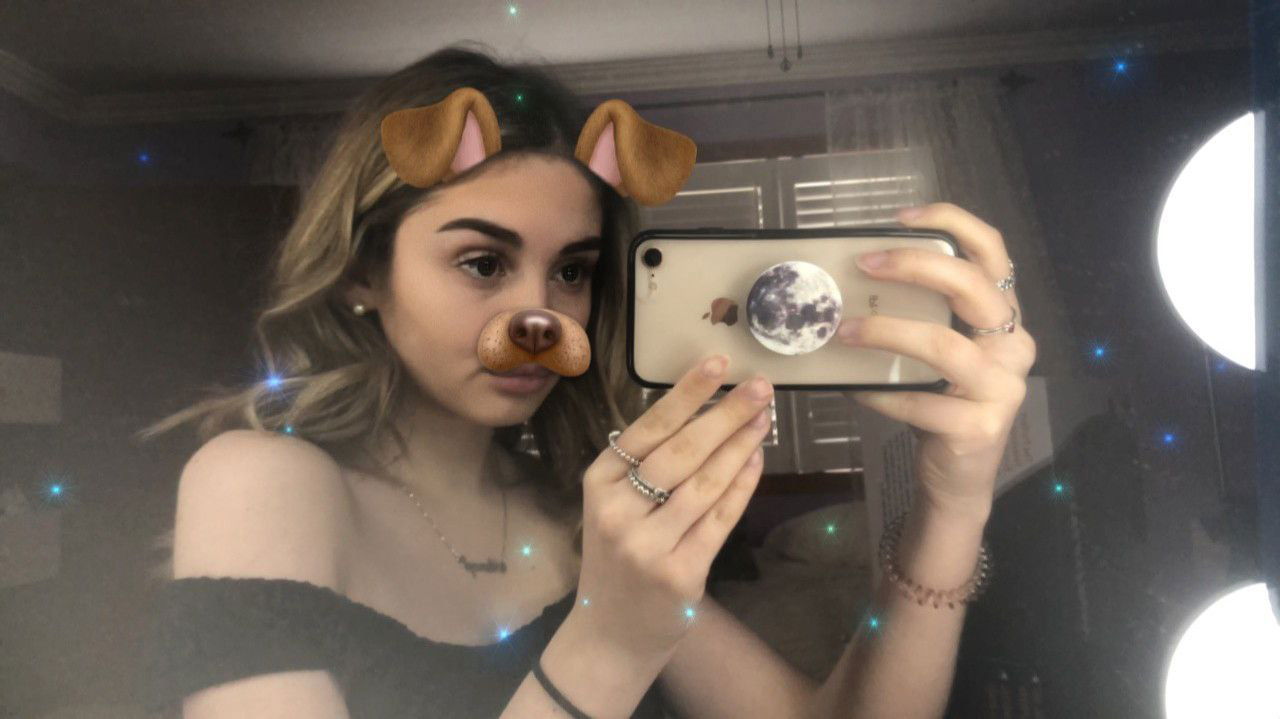 evuzmoh's Cover Photo