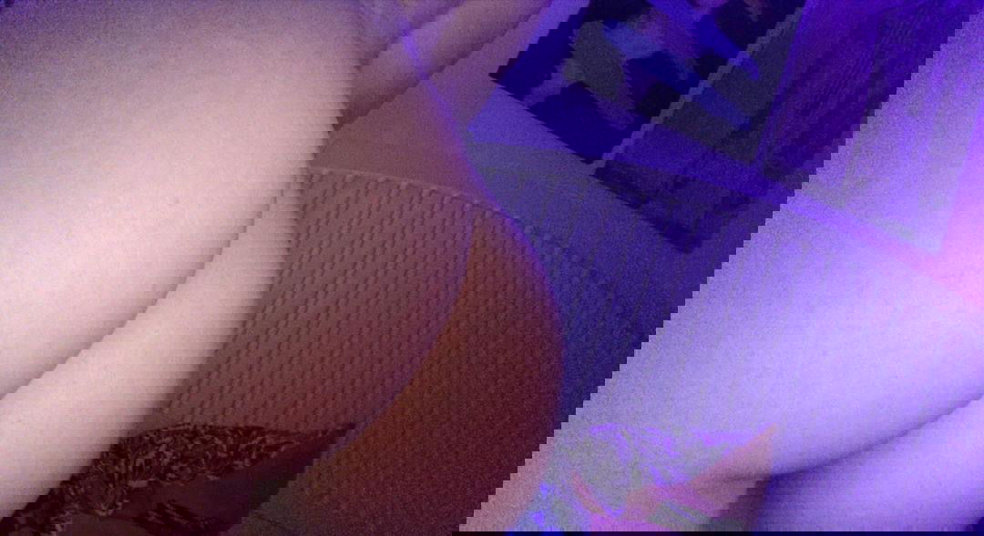 clara936389's Profile Photo