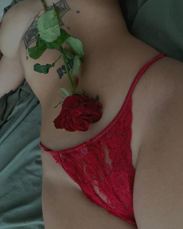 Hailey5645, 21 years old from Australia