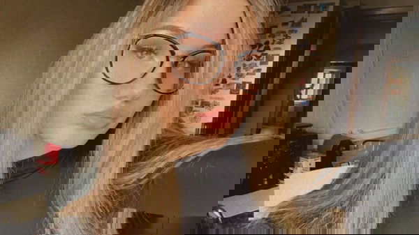 Sandrasmith7, 22 years old from United States