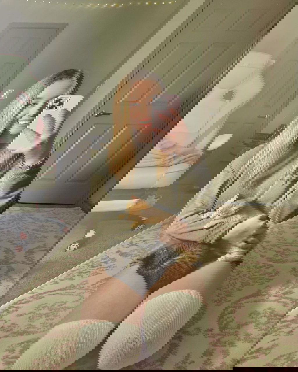 Victoria58636's Cover Photo