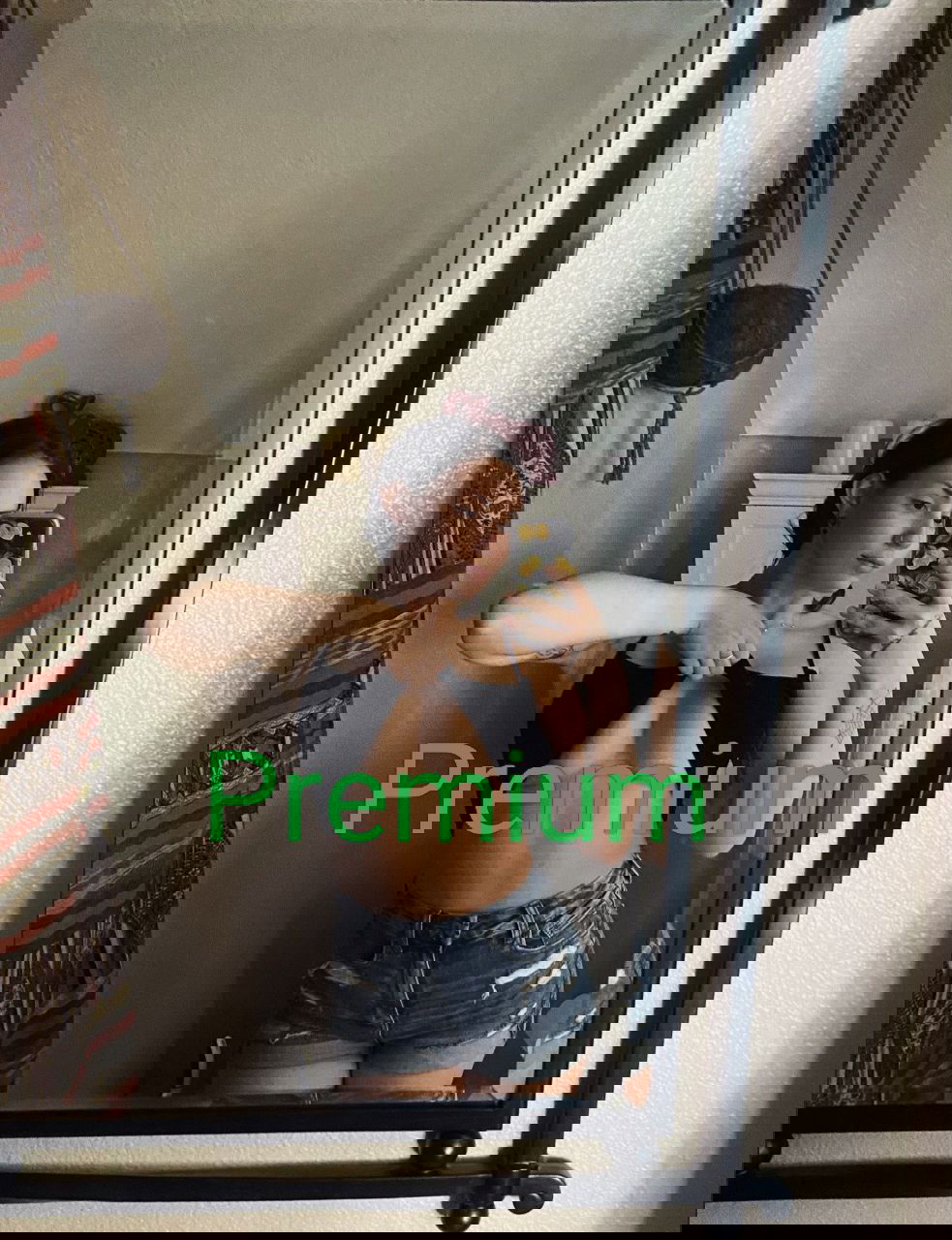 ShirlyJ670, 22 years old from United States
