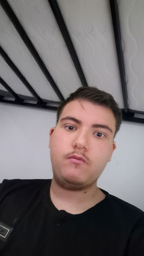 johncarlos24224, 18 years old from United States