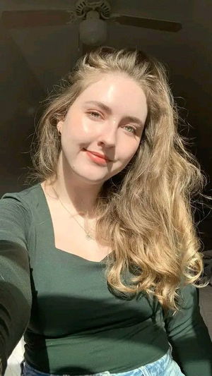 Anna23's Profile Photo