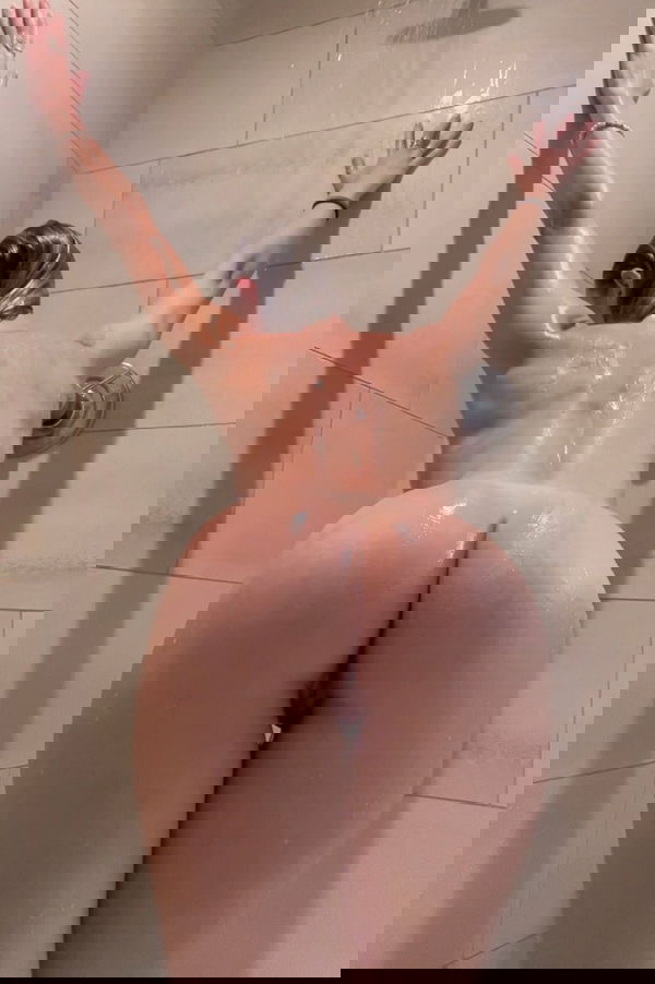 nubia21-79, 21 years old from United Kingdom