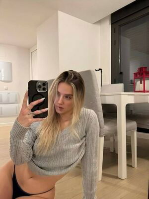 sohisi6403, 22 years old from Austria