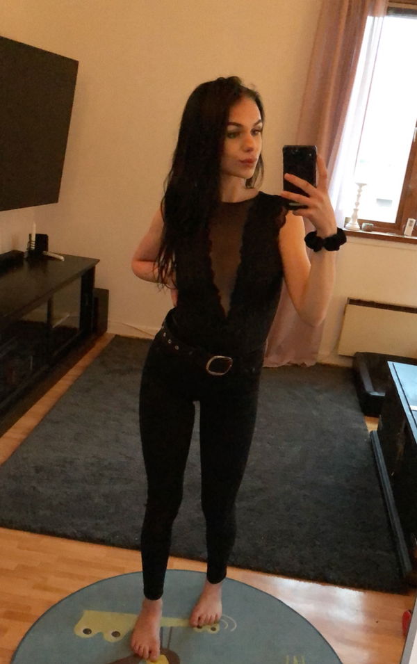 dirtysnpgrl4578326333, 21 years old from Germany