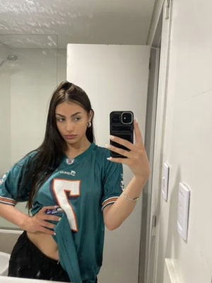 paruxypy's Profile Photo