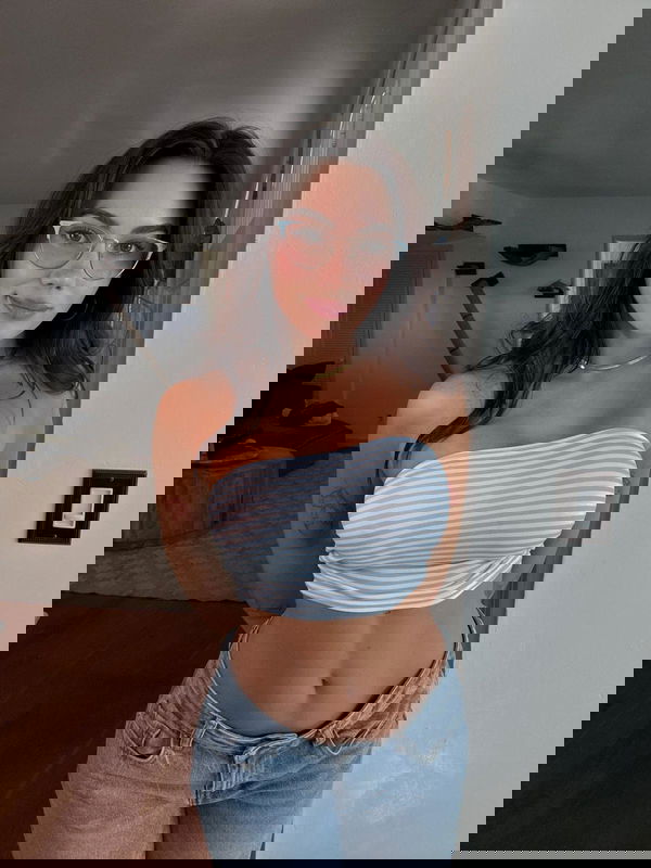 clara56375xx, 29 years old from United States