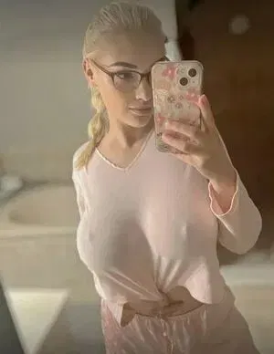 bivek14006, 21 years old from Hungary