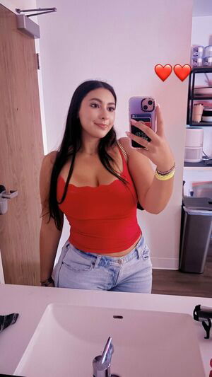 yidecil684's Profile Photo