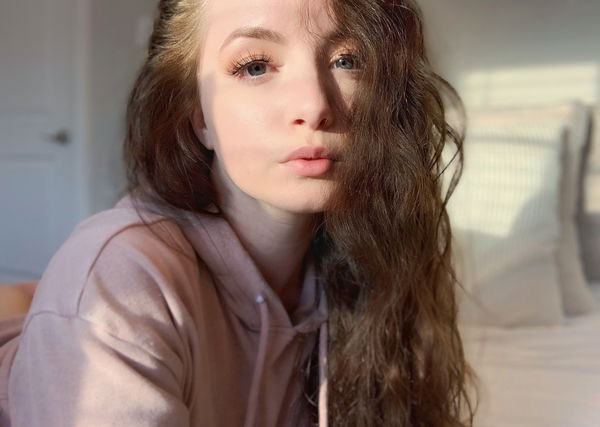 olivia8865, 20 years old from United Kingdom