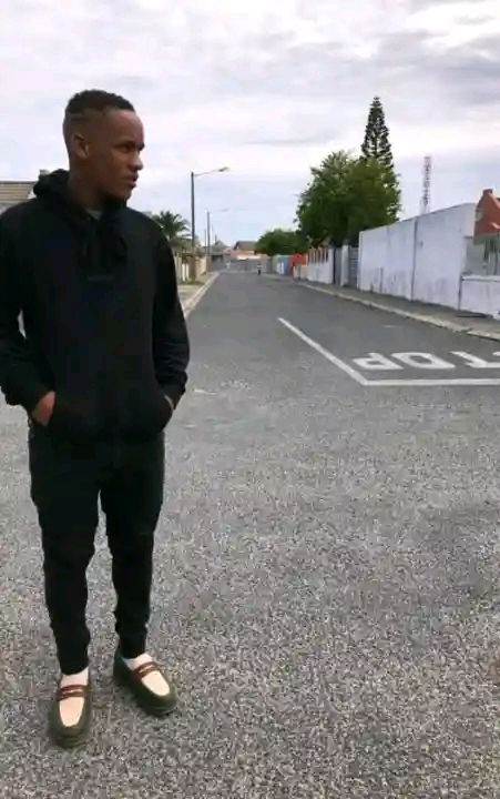 zoanfrans's Cover Photo