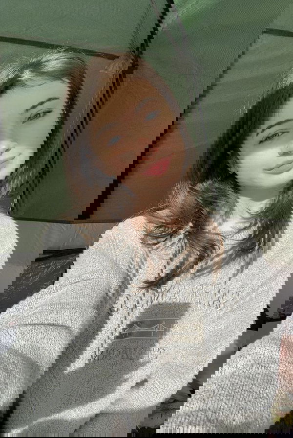 Juliana0125, 20 years old from United Kingdom