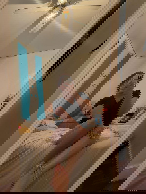 hajoto7054, 22 years old from United States