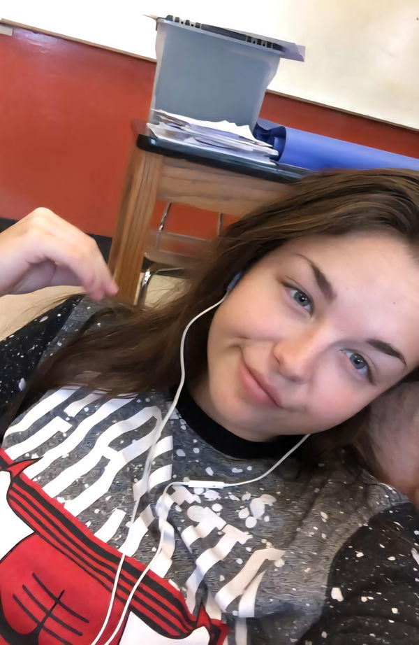 junobugsylaw, 18 years old from United Kingdom