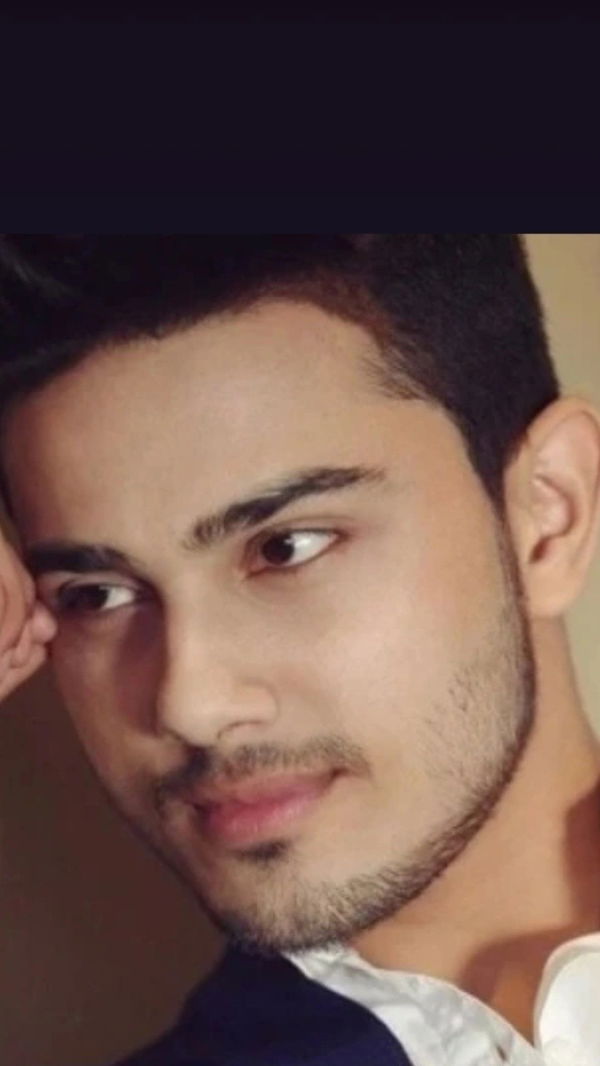 raaj, 30 years old from India