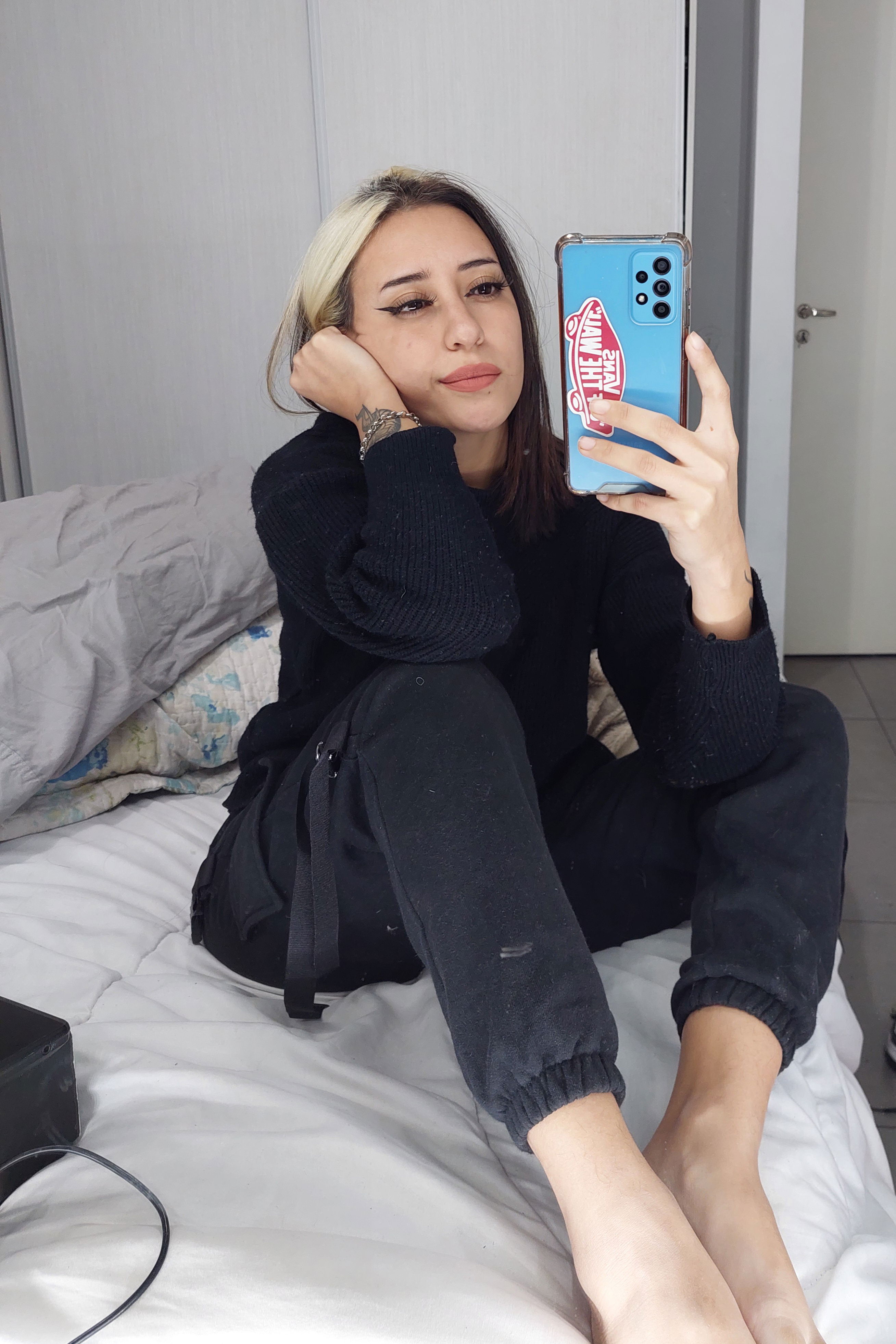 dewoc82547, 20 years old from United Kingdom