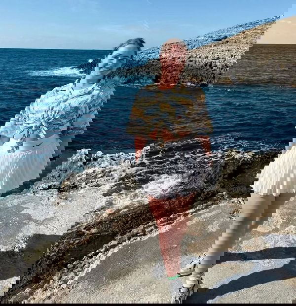 zusevucu, 25 years old from United States