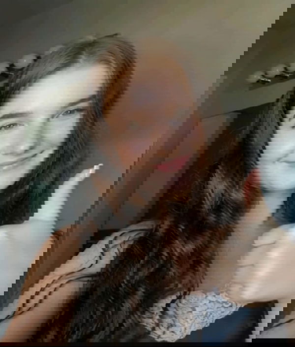 Averie17, 20 years old from United Kingdom