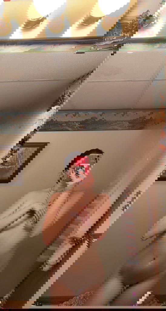 Amelia086485's Profile Photo