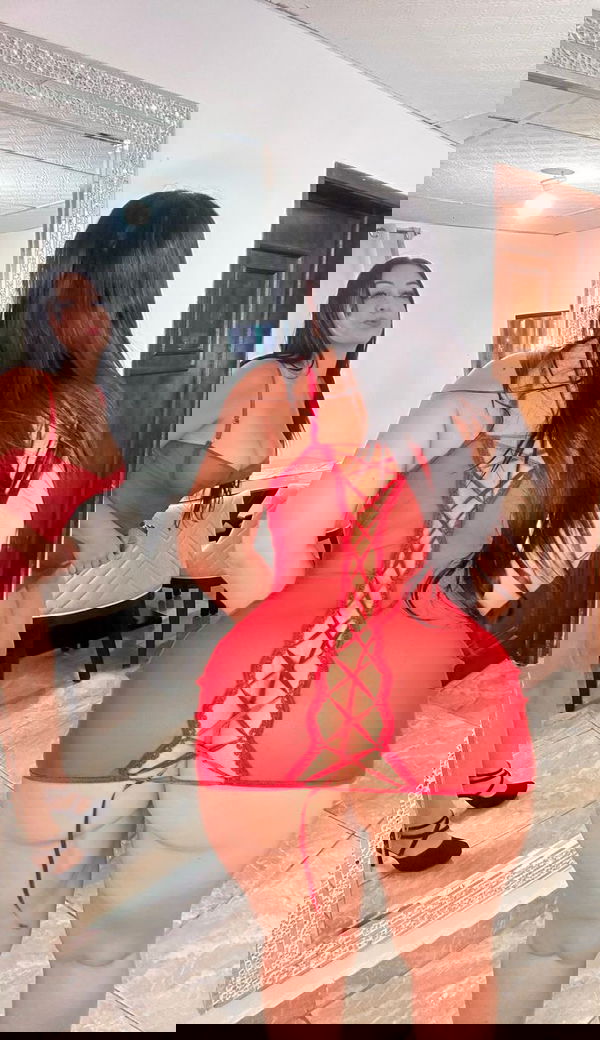 SALLY, 39 years old from United States