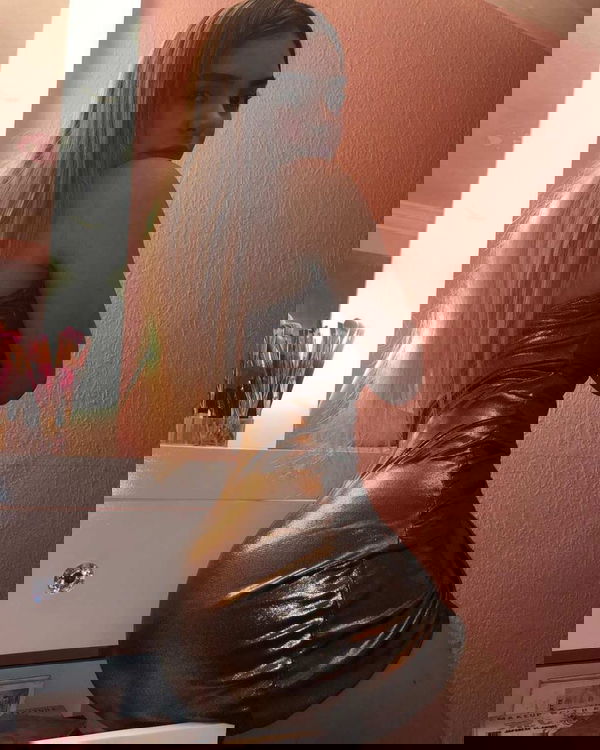 hegymara, 22 years old from Switzerland