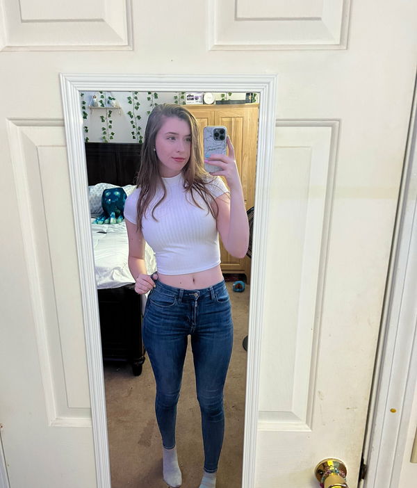 juliamoree, 23 years old from United States