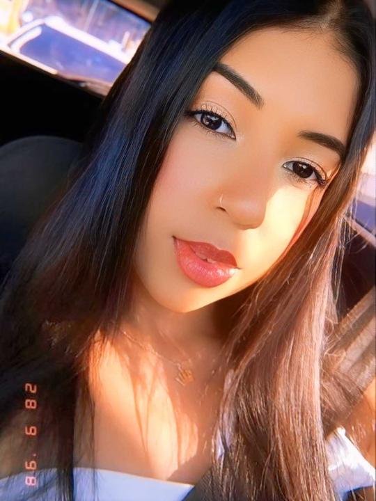 naheciji, 24 years old from Switzerland