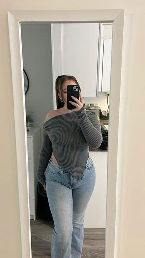 26w2qi9llc's Profile Photo