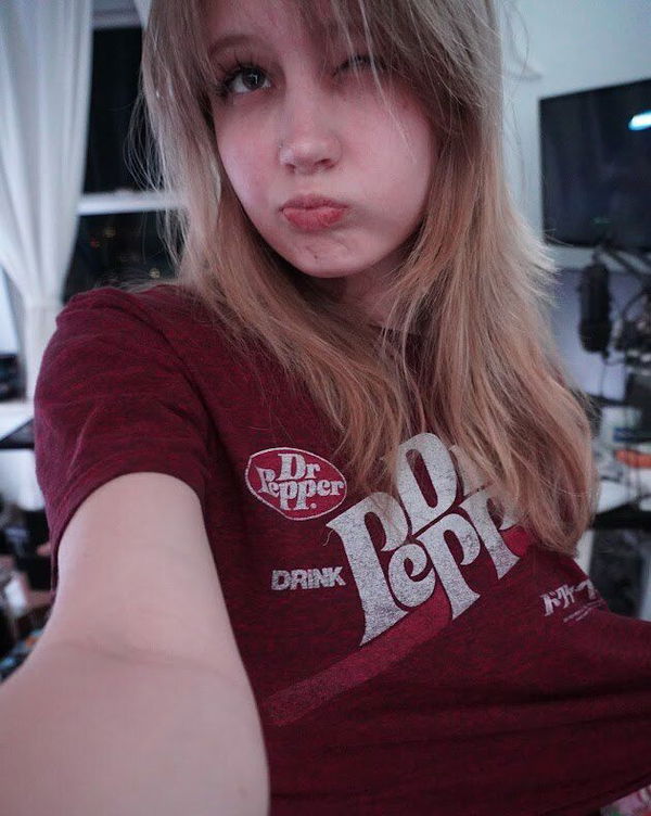 FayeT, 20 years old from United States