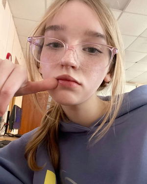 Lilyana2489's Profile Photo